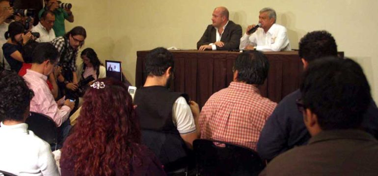 11 junio 2012, conferencia  AMLO, Guadalajara, Jalisco 2