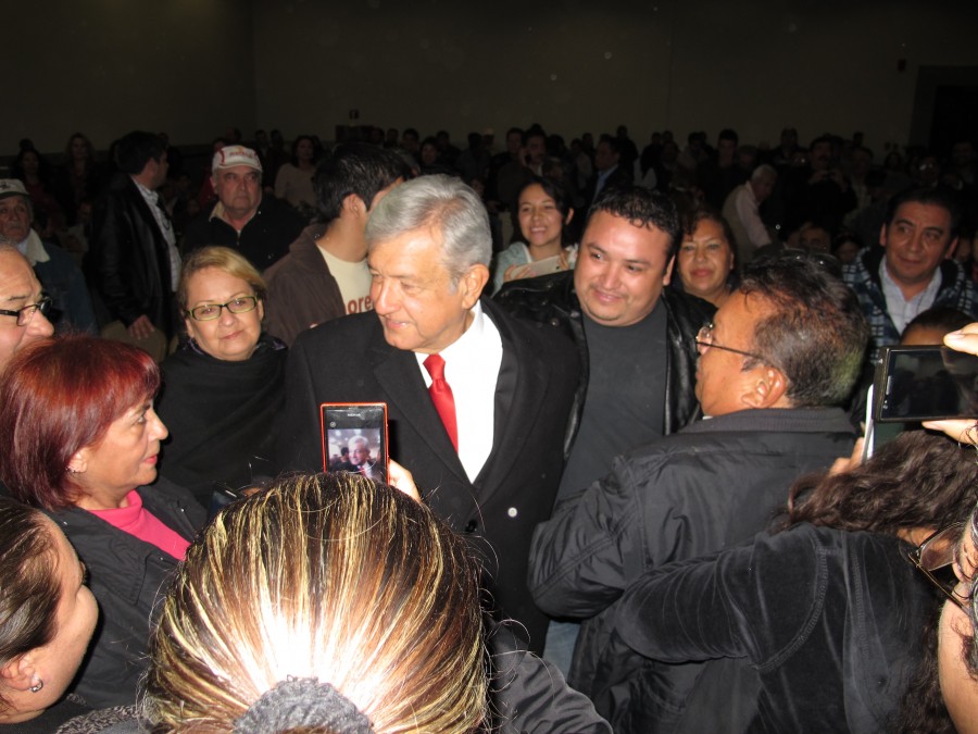 AMLO en asamblea Monterrey, NL 03