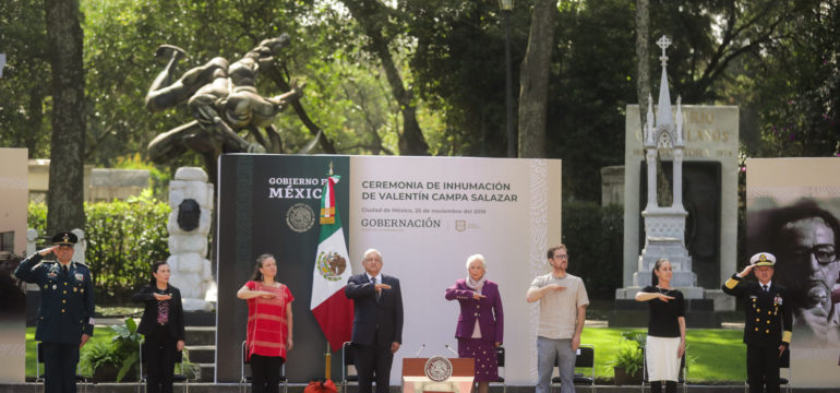 25-11-2019 CEREMONIA DE INHUMACION DE VALENTIN CAMPA SALAZAR ROTONDA DE LAS PERSONAS ILUSTRES CIUDAD DE MEXICO FOTO 014