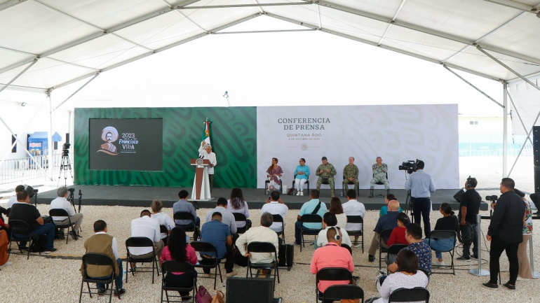 2023-10-06 Presidente AMLO - Conferencia de prensa matutina - Quintana Roo - Foto 08