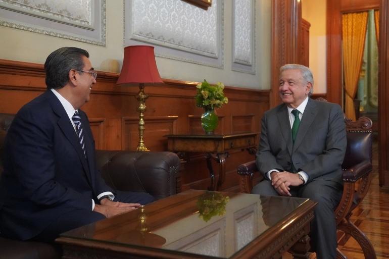 2023-10-17-Presidente-AMLO-reunion-gobernador-Puebla