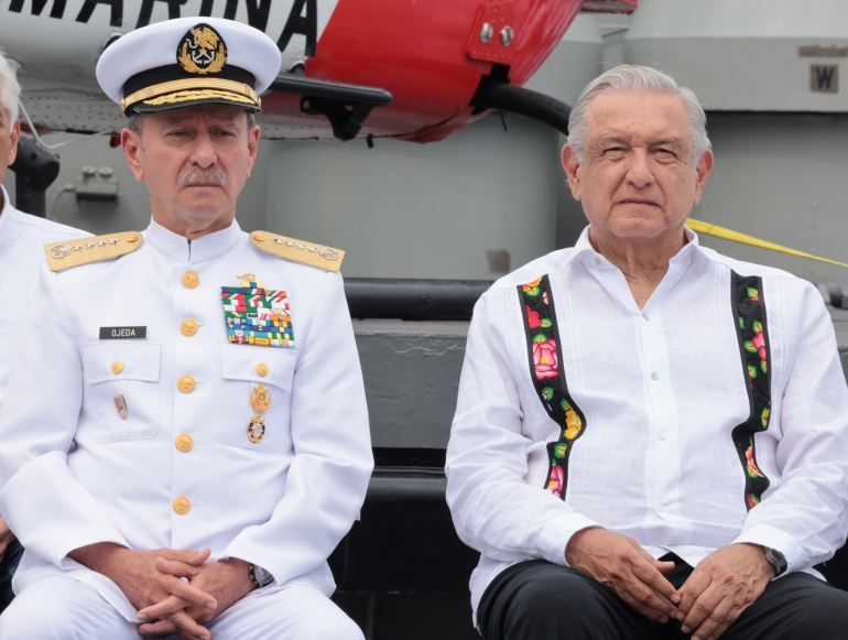 2023-11-23 Presidente AMLO - Dia de la Armada de Mexico - Guerrero - Foto 04