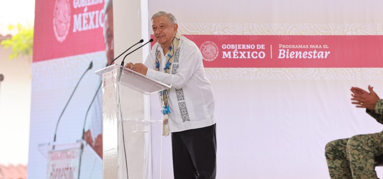 2024-02-17 Presidente AMLO - Programas para el Bienestar - Zihuatanejo - Foto 06