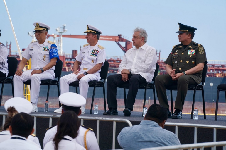 2024-02-26 Presidente AMLO - Inauguracion del Rompeolas del Puerto de Salina Cruz - Oaxaca - Foto 16